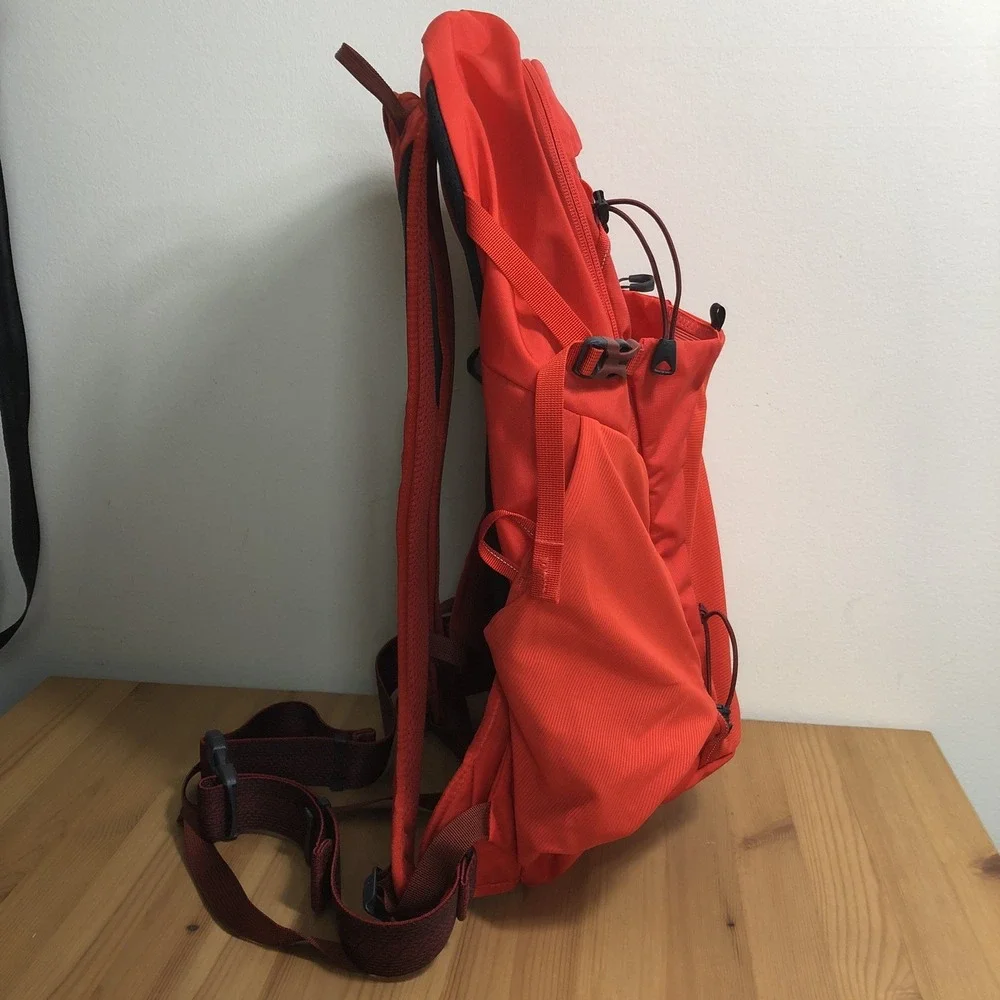 Gregory Kiro 24 Backpack Large Red Travel H2O Hiking Outdoors Pockets